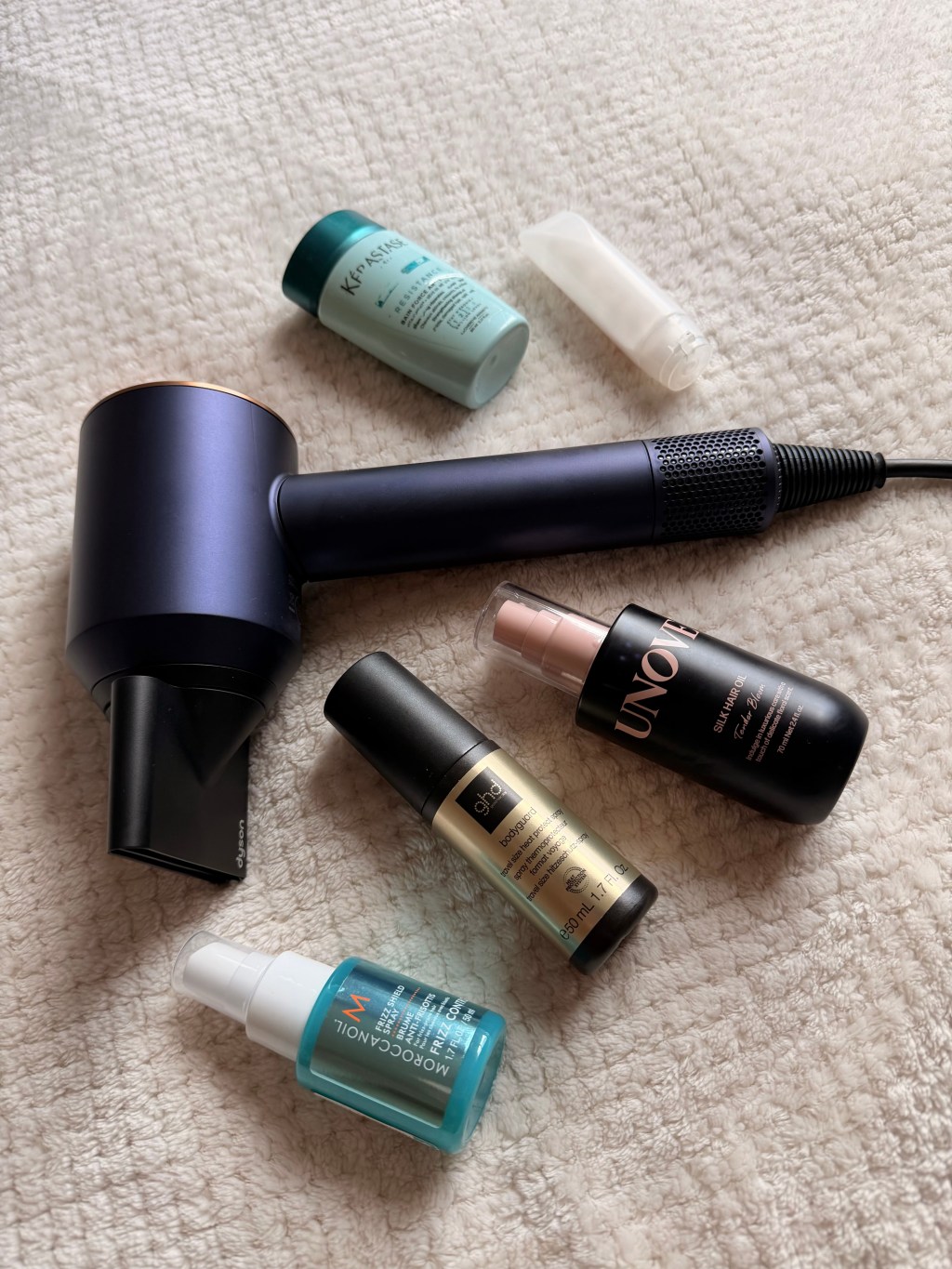 Travel hair